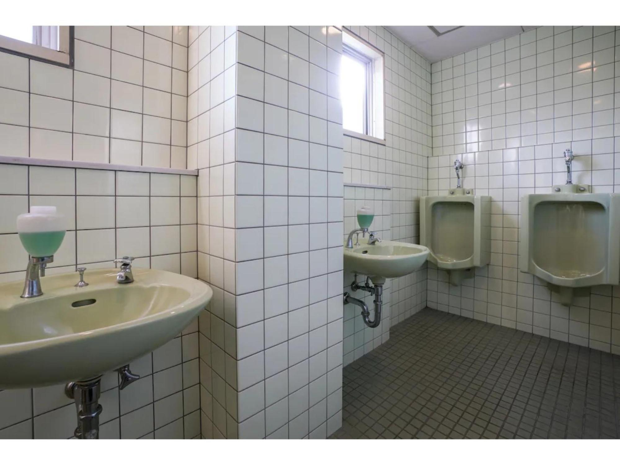 Male Only Capsule Inn Hamamatsucho - Vacation Stay 68799V Токио Екстериор снимка