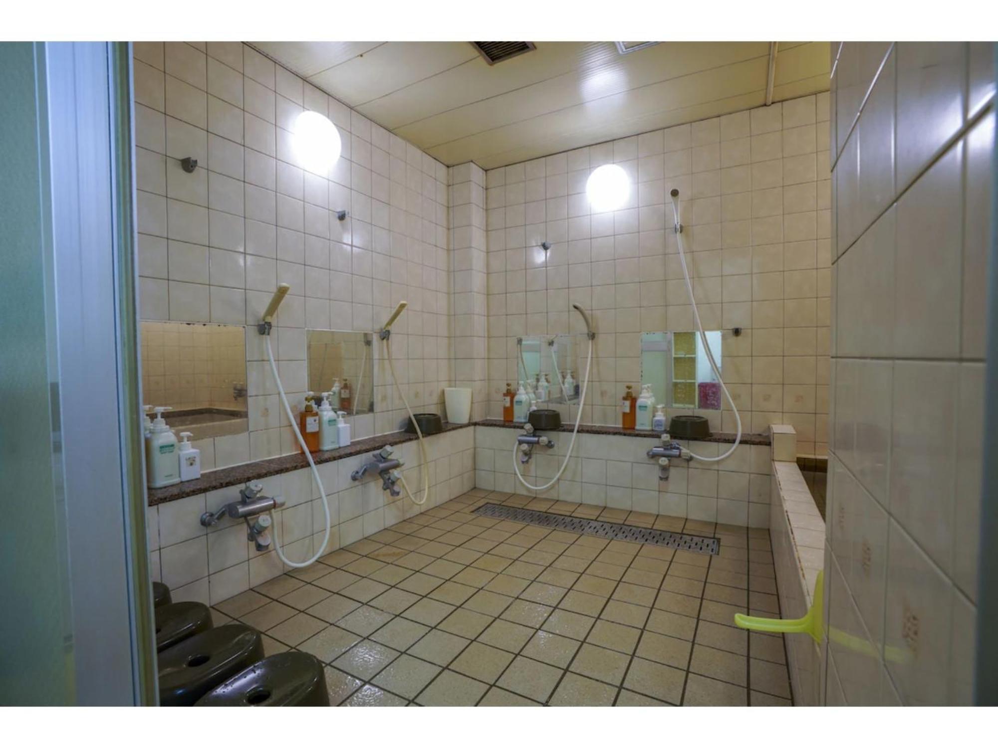 Male Only Capsule Inn Hamamatsucho - Vacation Stay 68799V Токио Екстериор снимка