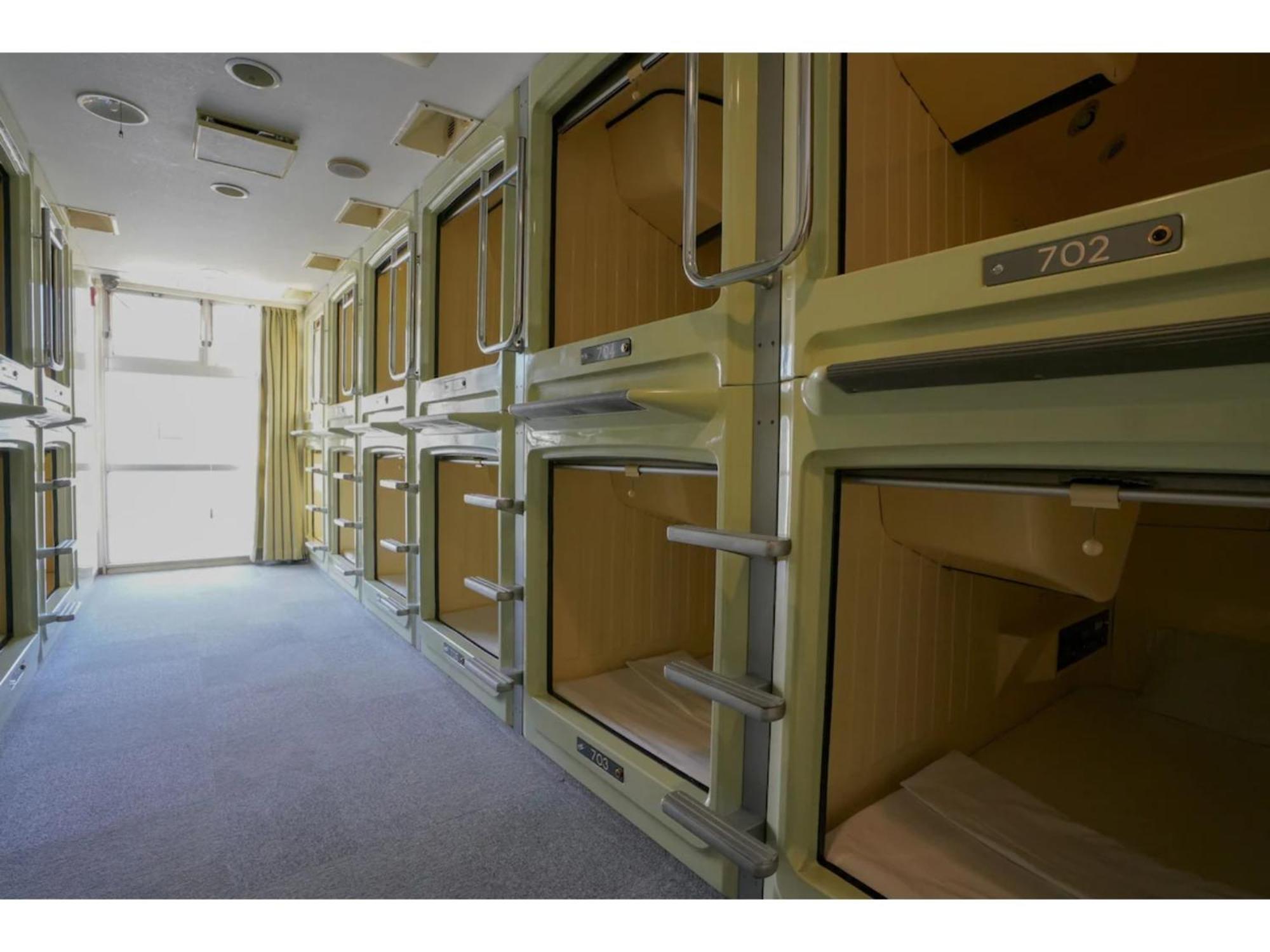 Male Only Capsule Inn Hamamatsucho - Vacation Stay 68799V Токио Екстериор снимка