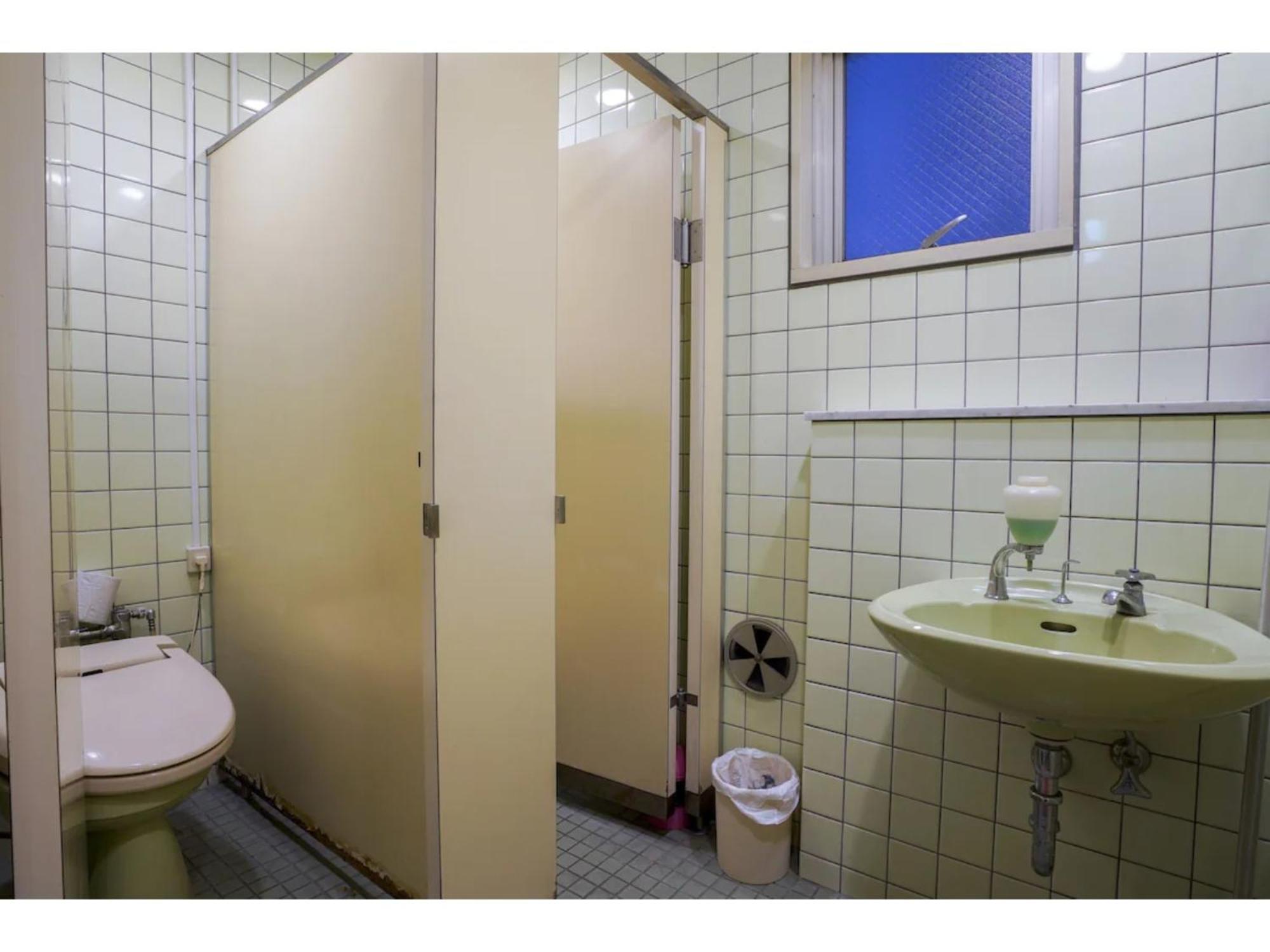 Male Only Capsule Inn Hamamatsucho - Vacation Stay 68799V Токио Екстериор снимка