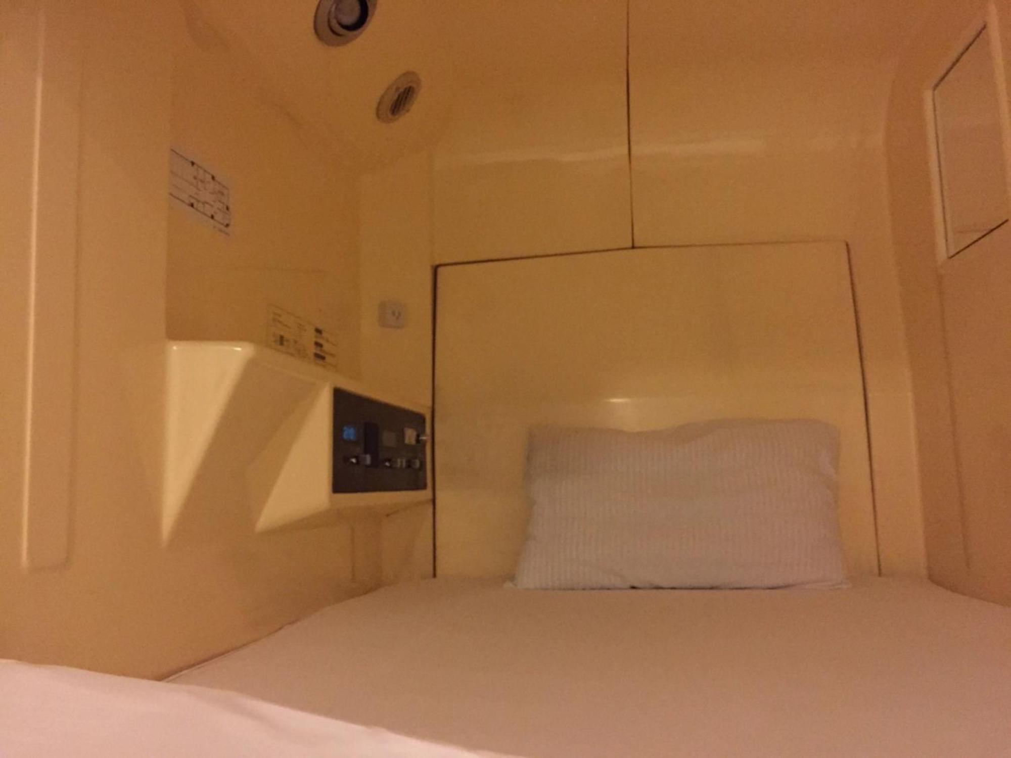Male Only Capsule Inn Hamamatsucho - Vacation Stay 68799V Токио Екстериор снимка